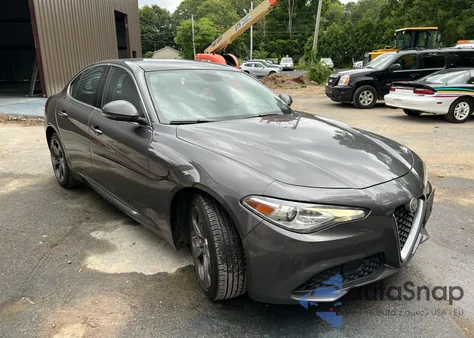 2017 Alfa Romeo Giulia Ti Q4 z USA, uszkodzony, nr VIN ZARFAEEN9H7544398